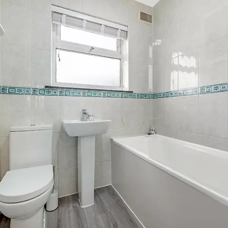 Stunning 3Br House W Garden & Parking In Richmond Villa Kew Exterior photo