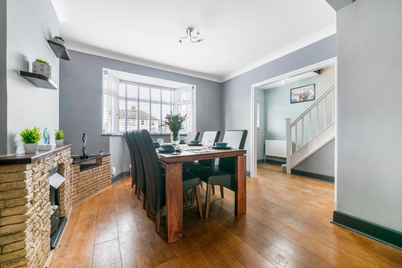 Stunning 3br House W Garden & Parking In Richmond