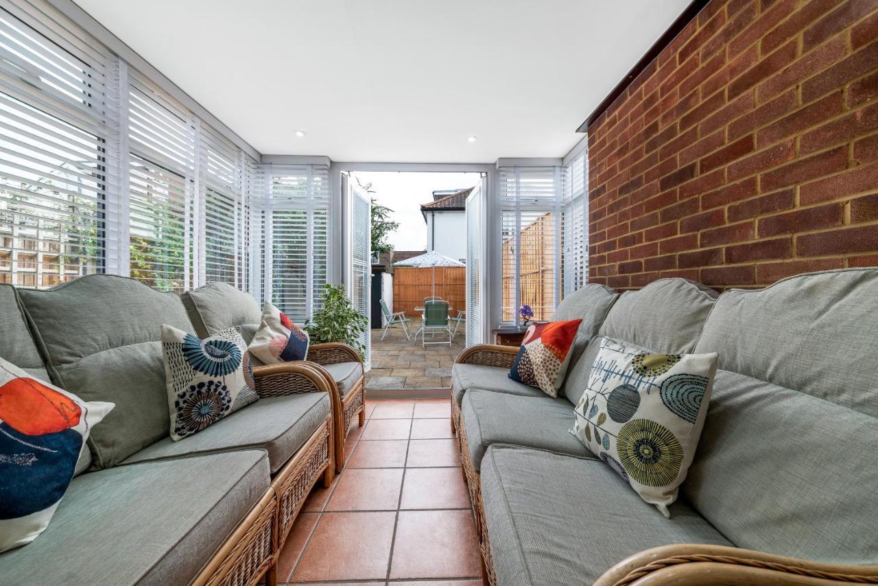 Stunning 3br House W Garden & Parking In Richmond Holiday home